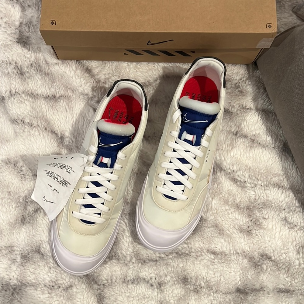 Brand New Sz 10 Drop Type LX ‘Label Collection’ w/ Box (slight break see photo)